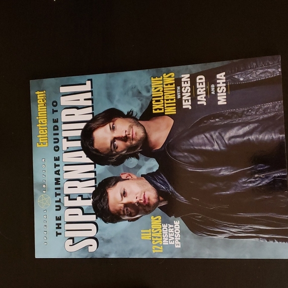 Supernatural Magazine & coloring books - Picture 4 of 4